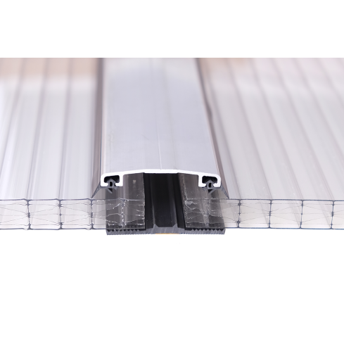 Afdichting voor polycarbonaat PVC, zelfklevende, PW01, 1 m, zwart