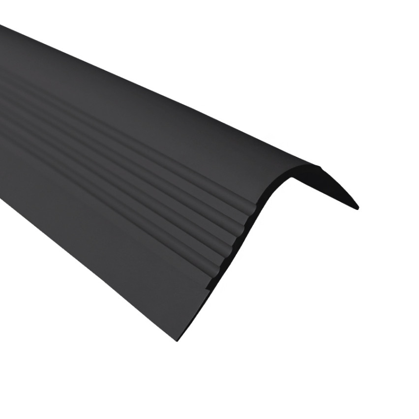Нехлъзгащ се профил за стълби 40x42mm, 150cm, черен