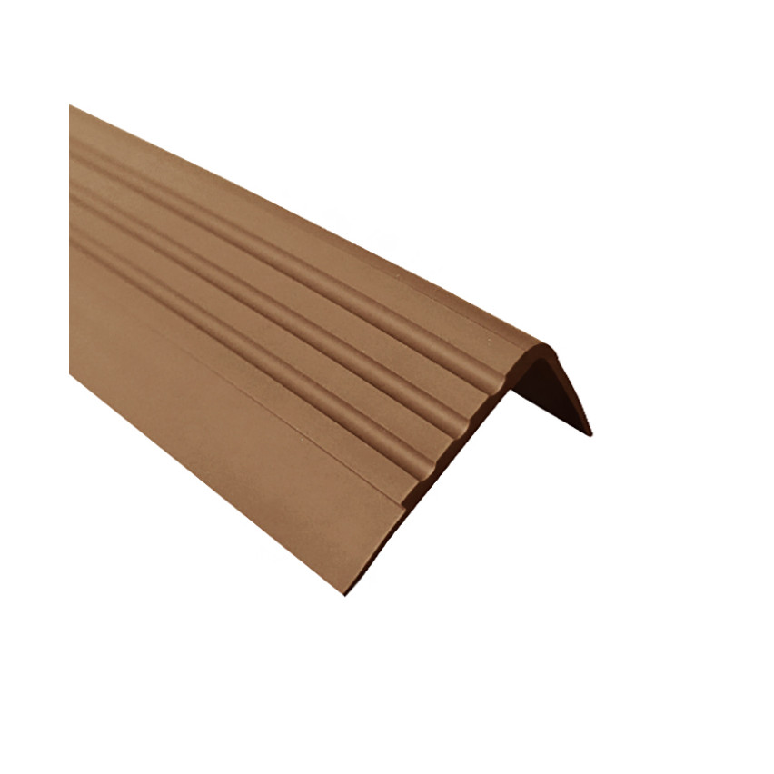 Protišmykový profil na schody s lepidlom, 30x27mm, hnedý