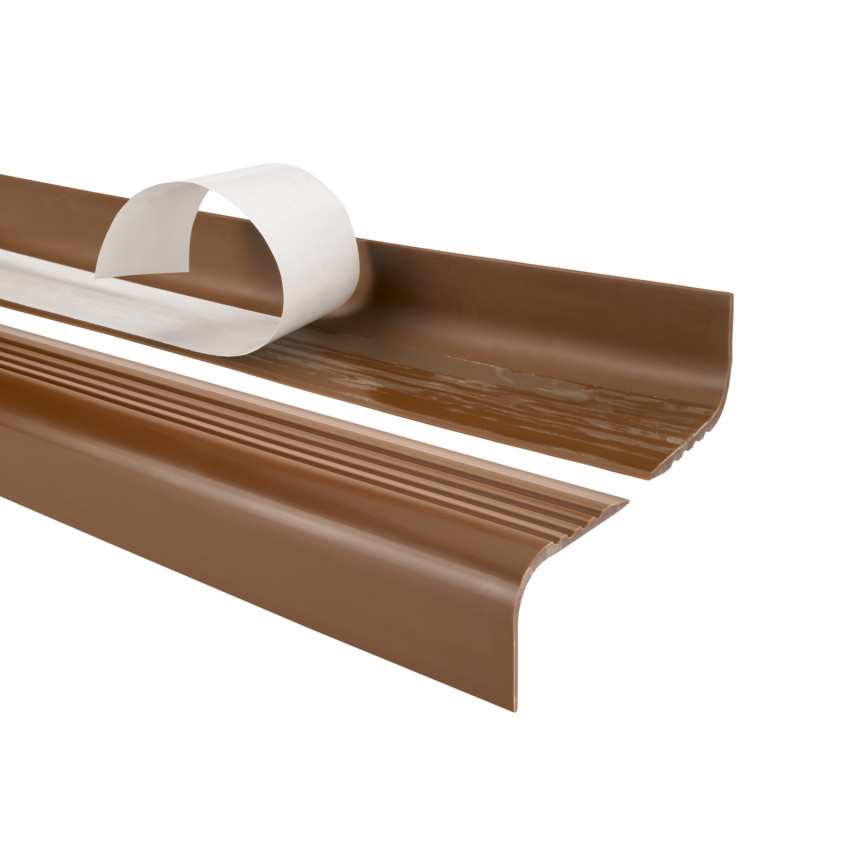 Non-slip stair nosing, self-adhesive, 52x40mm, brown