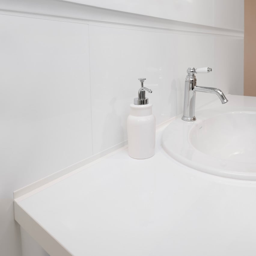 Battiscopa morbido autoadesivo, rivestimento per pareti di cucina e bagno, nastro sigillante in PVC, battiscopa angolare flessibile, bianco
