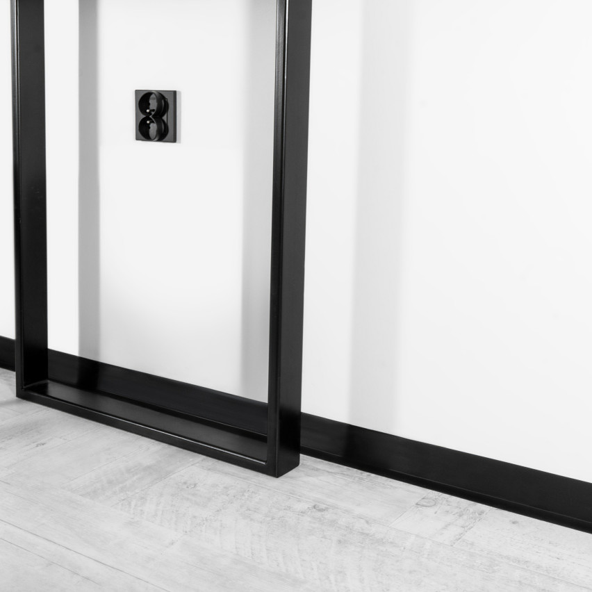 PVC 70x20mm skirting board black