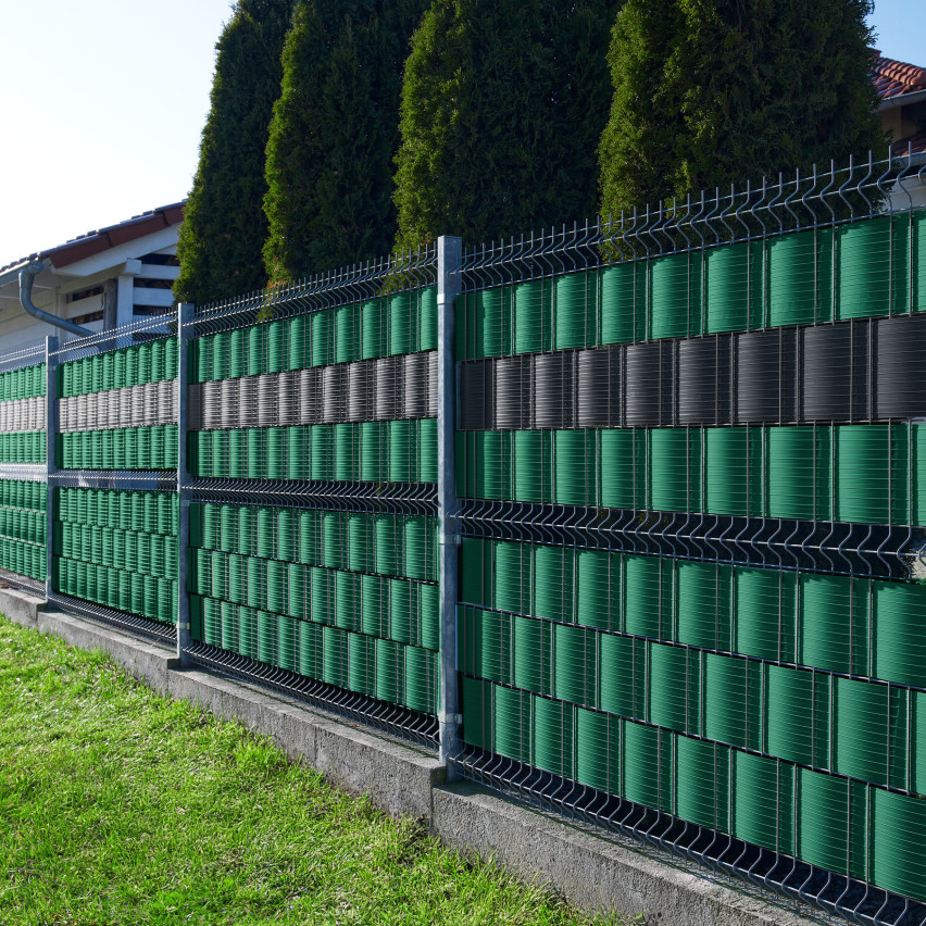 Fence Tape Quest® Lux 900 g/m², 19cm Green RAL 6005