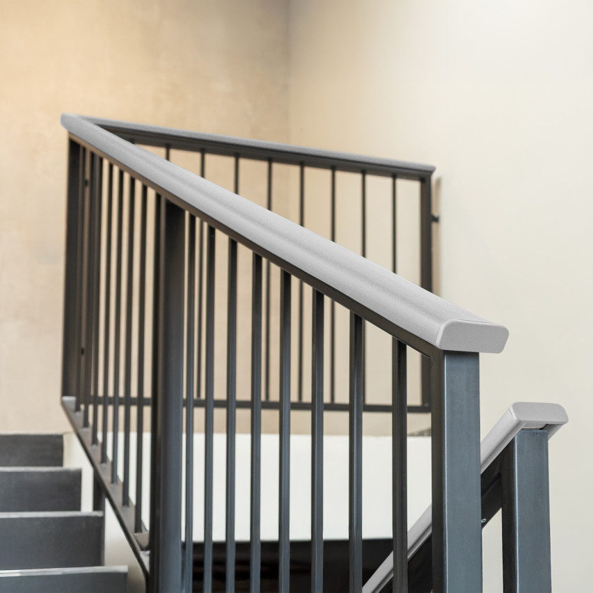 Povrchová úprava pro sloupek zábradlí z PVC, koncovka pro profil zábradlí PREMIUM, 40x8, stříbrná