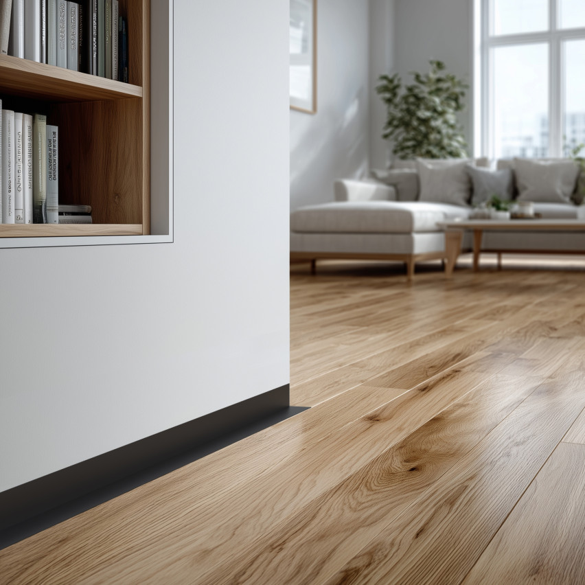 Minimalistinen itsekiinnittyvä PVC-jalkalista – kova, musta