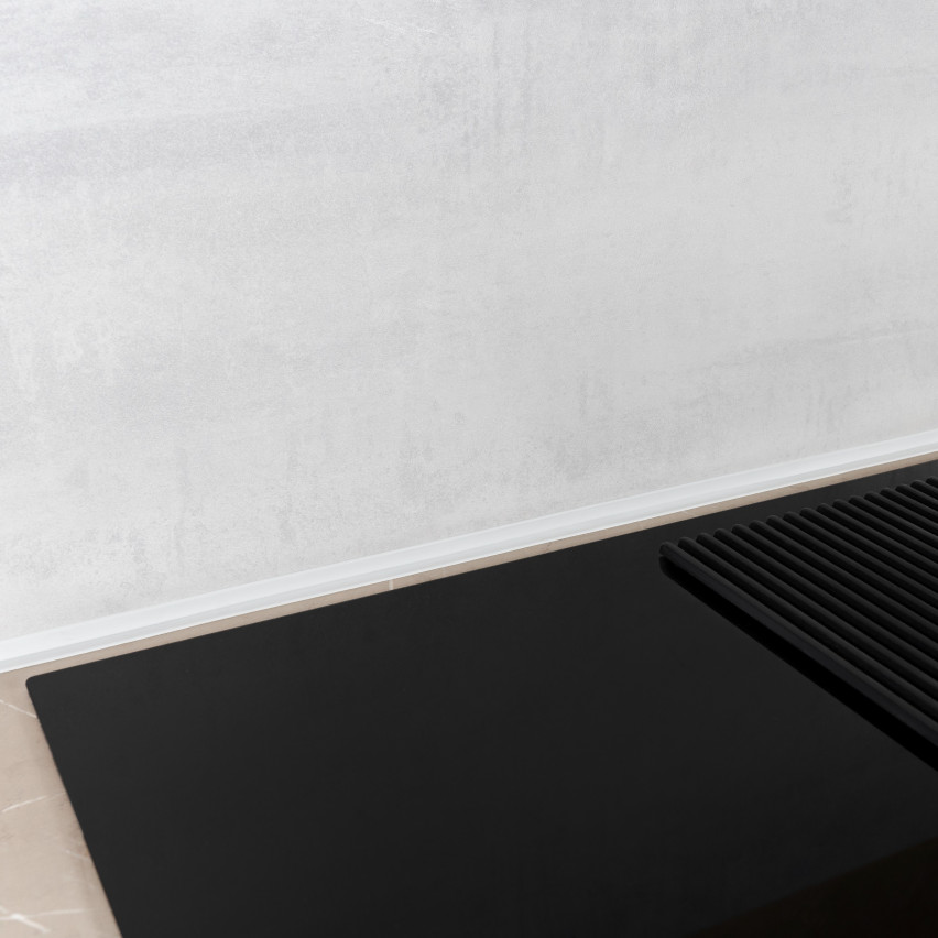 Mäkká samolepiaca lišta 10x10mm pre kuchyňu a kúpeľňu Ohýbanie PVC tesniacej pásky Páska na utesnenie spojov biela 5m