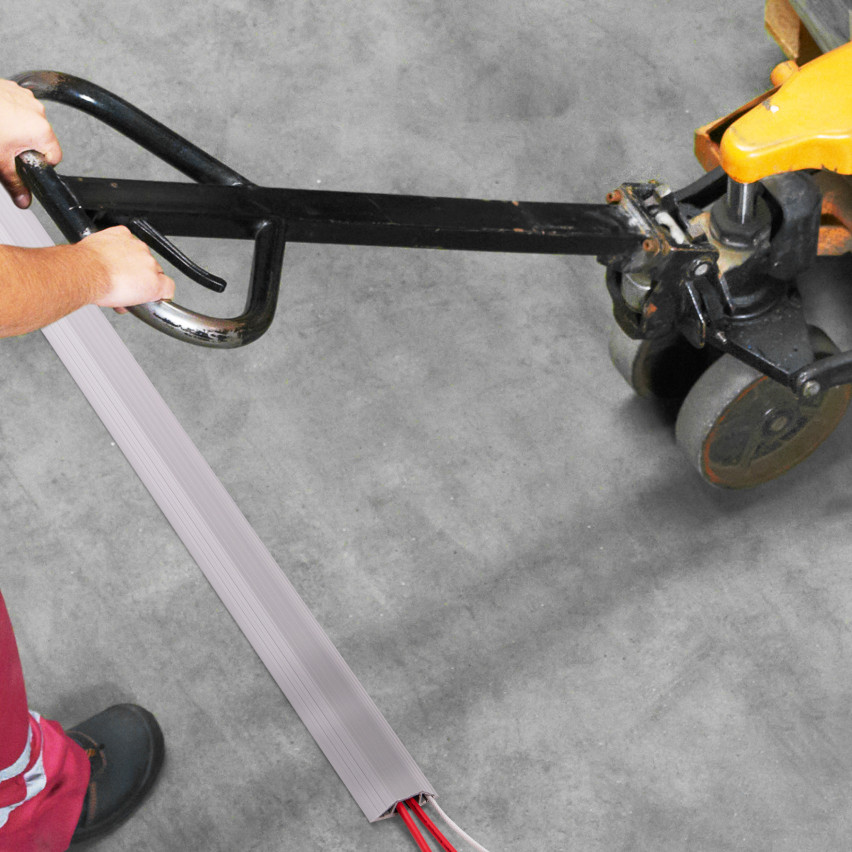 Kabelové žlaby z PVC - 200 cm, lichoběžníkové, béžové