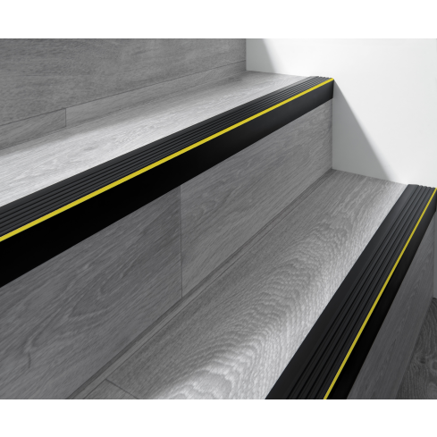 Non-slip stair nosing, self-adhesive, warning, 55x40mm, black 