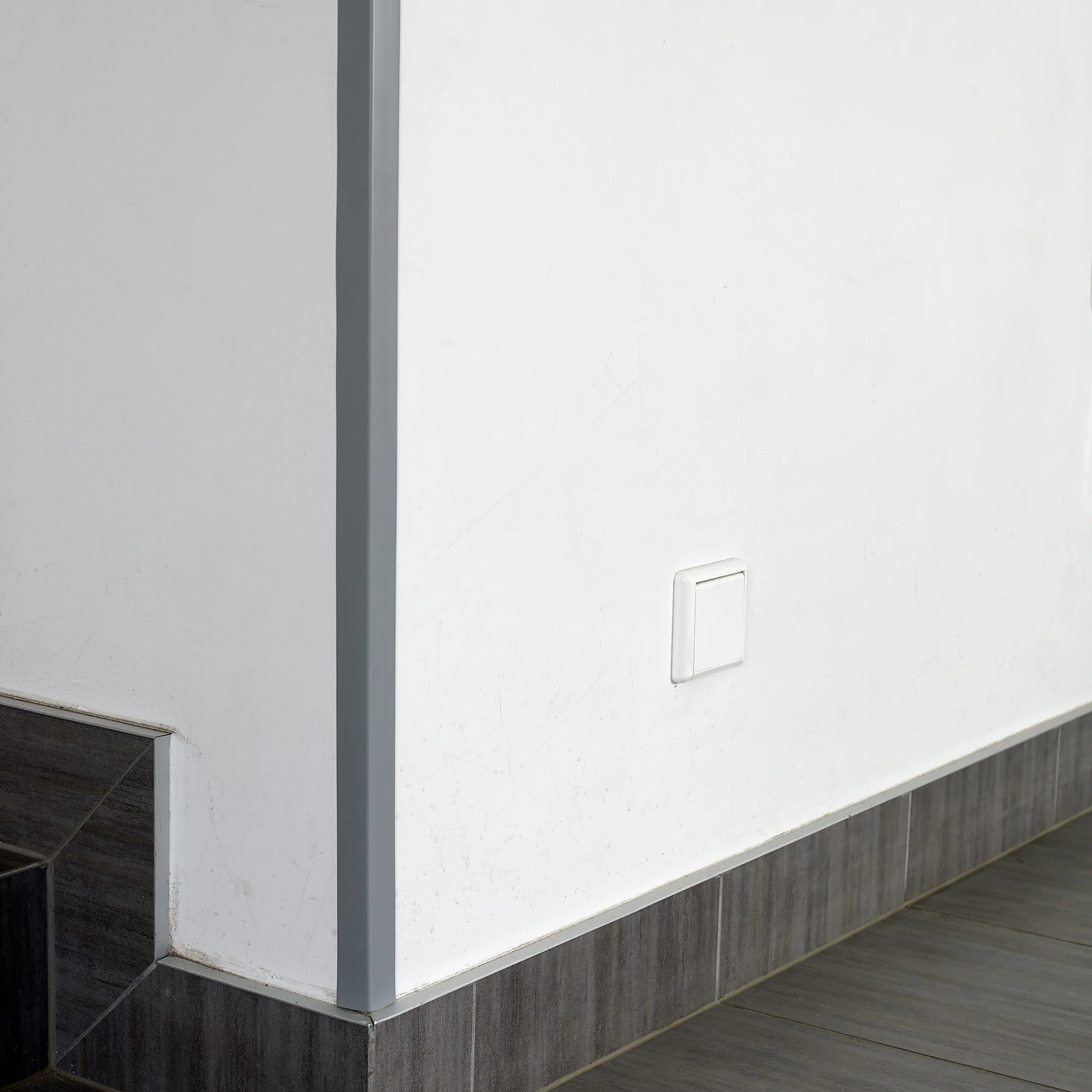 kątowniki pcv quest